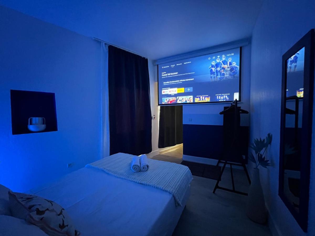 Roma Reva: Design Et Cinema Apartment *